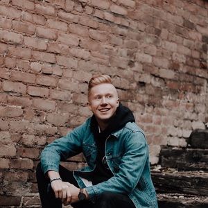 Meet your Posher, Henry